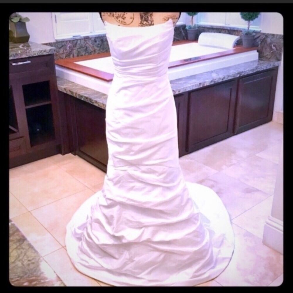 NWT Gorgeous Mermaid Wedding Gown